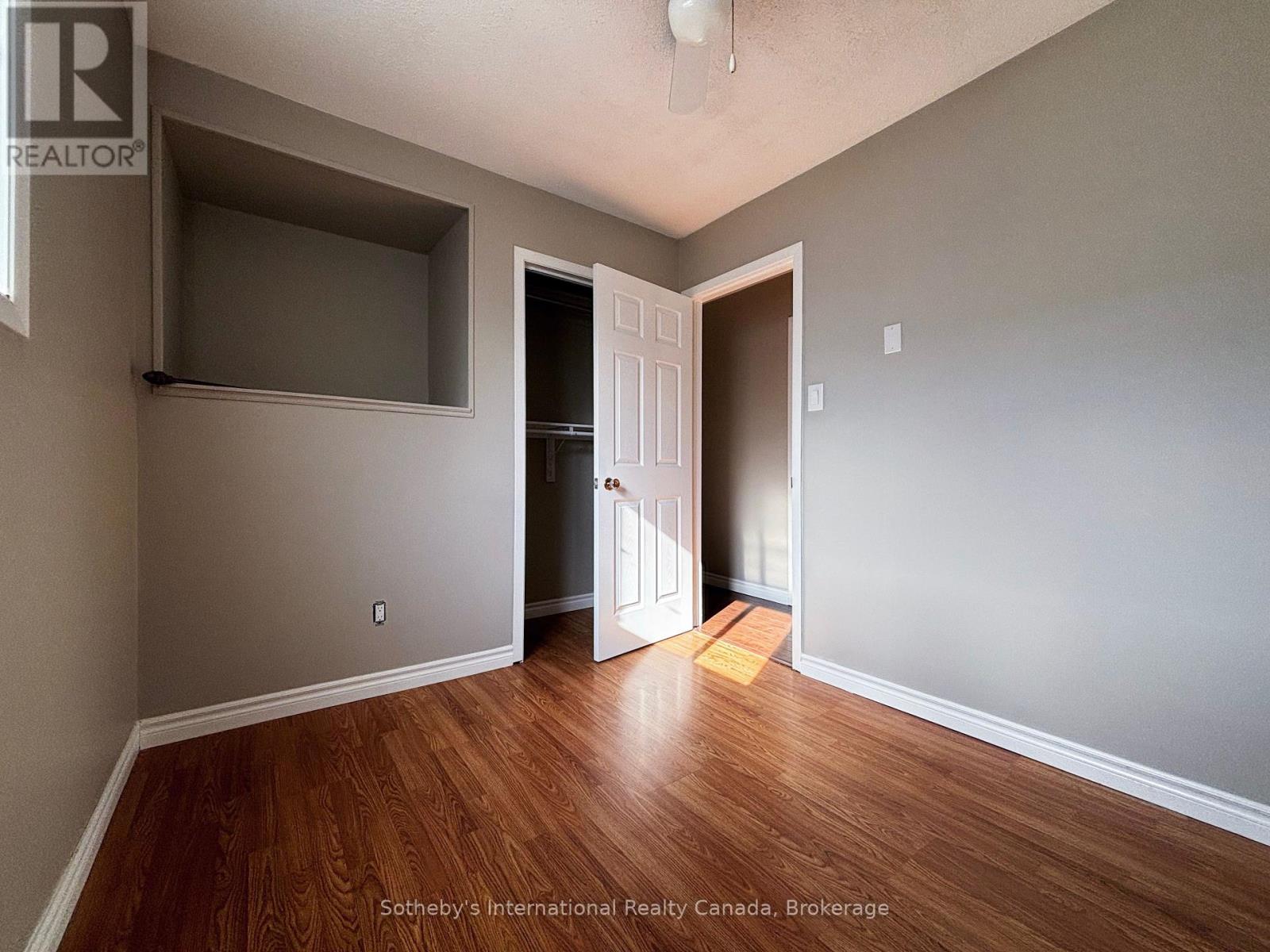 Photo 25 of 55 Courtice Crescent, Collingwood ON