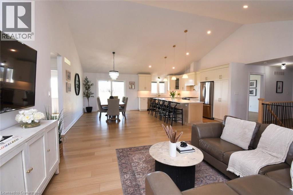 Photo 8 of 1294 Concession 1 Road S, Canfield ON