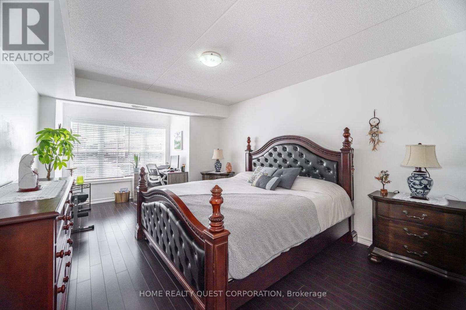 Photo 16 of 212 1340 Main Street E, Milton ON