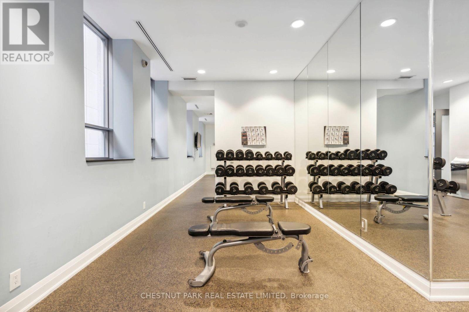 Photo 21 of 1204 21 Balmuto Street, Toronto ON