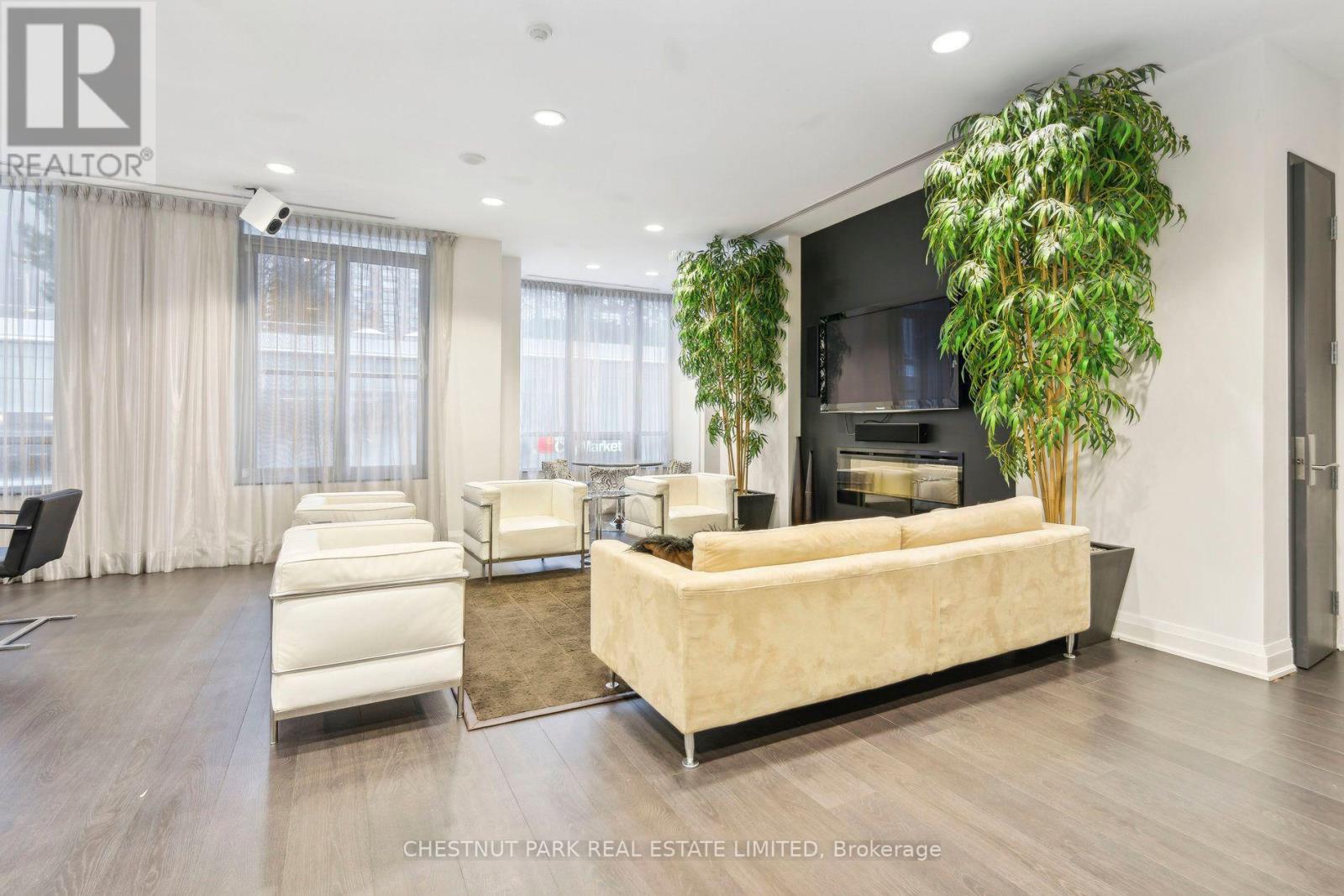 Photo 25 of 1204 21 Balmuto Street, Toronto ON