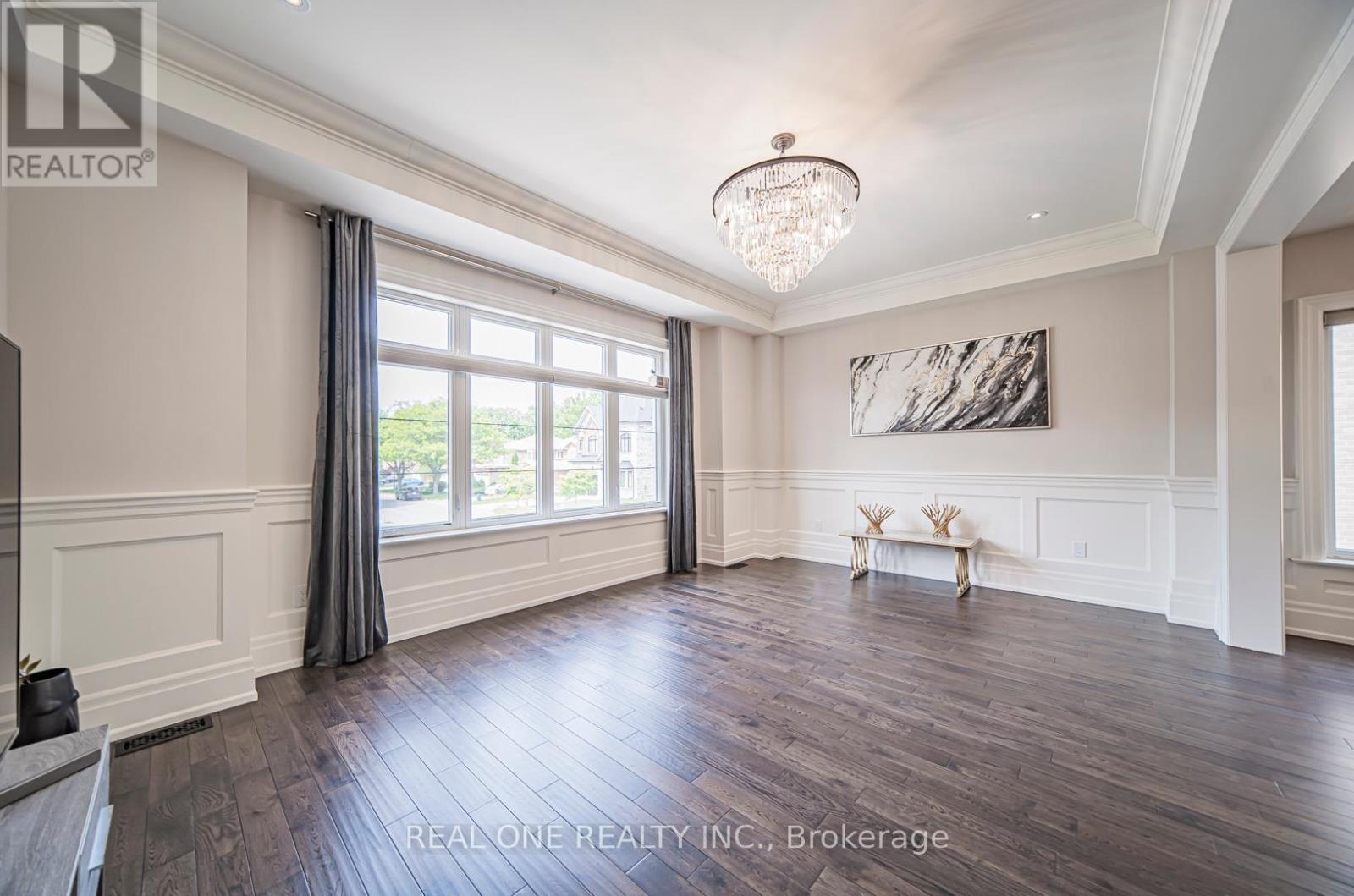 Photo 12 of 91 Fitzgerald Avenue, Markham ON