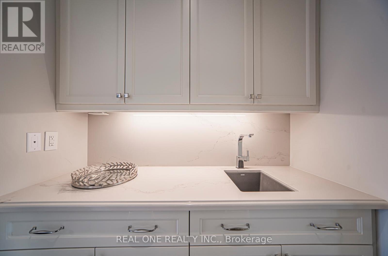 Photo 26 of 91 Fitzgerald Avenue, Markham ON