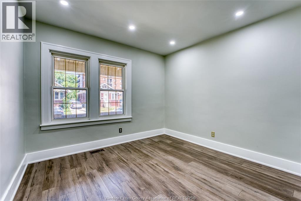 Photo 11 of 3243 Millen, Windsor ON