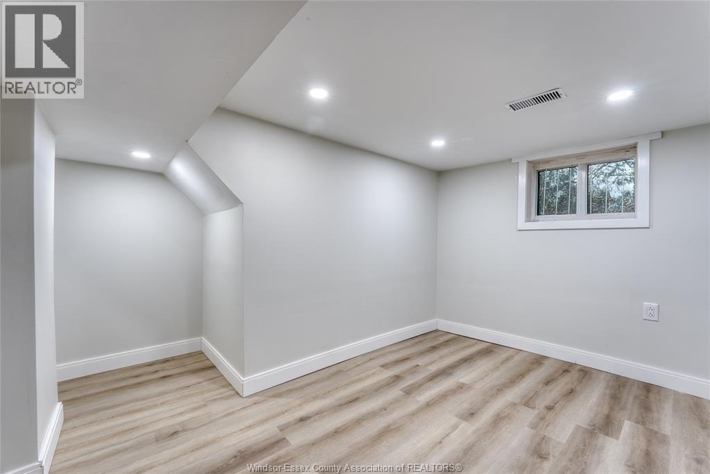 Photo 27 of 3243 Millen, Windsor ON