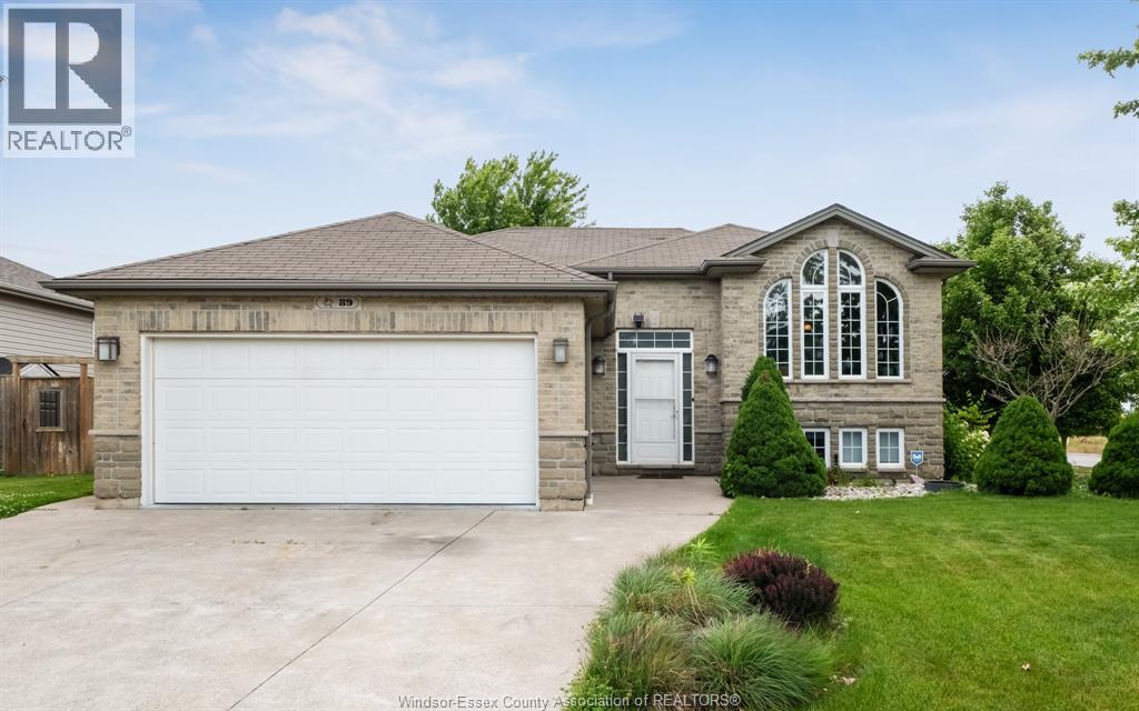 Photo 11 of 89 Hazel Crescent, Kingsville ON