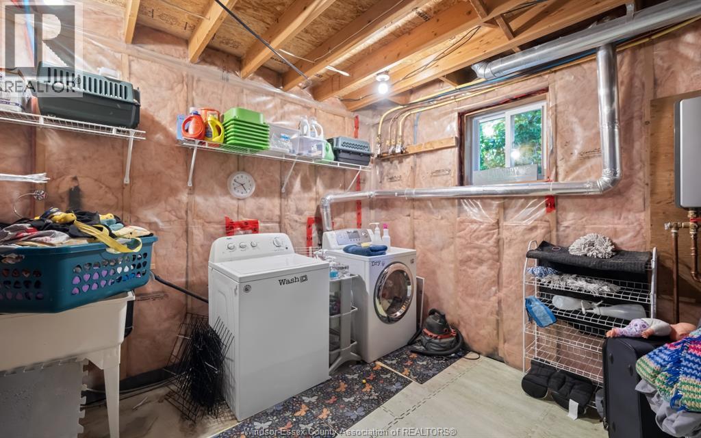 Photo 13 of 89 Hazel Crescent, Kingsville ON