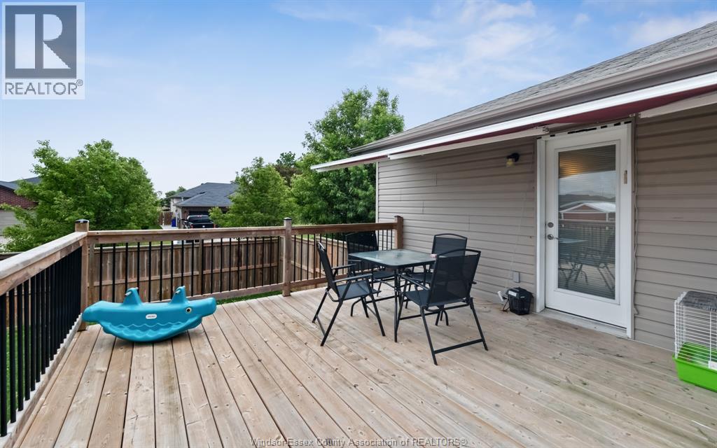 Photo 21 of 89 Hazel Crescent, Kingsville ON