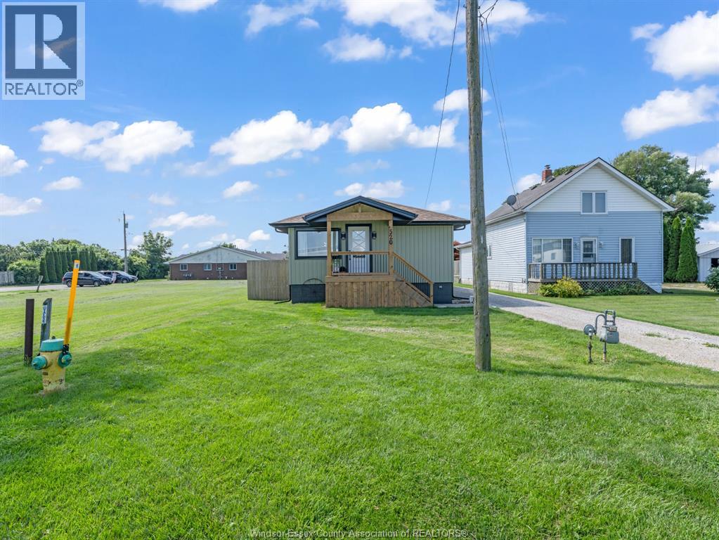 Photo 10 of 520 Mersea Rd 3, Leamington ON