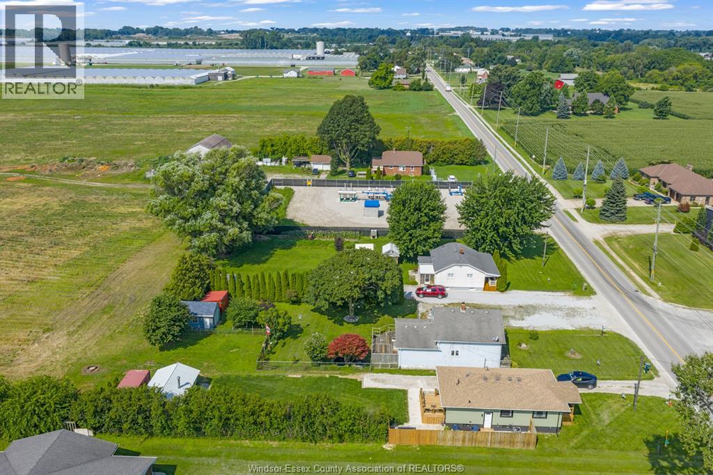 Photo 4 of 520 Mersea Rd 3, Leamington ON