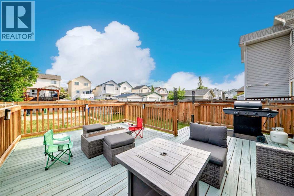 Single Family House for Sale in  Hidden Ranch Hill NW Hidden Valley Calgary 