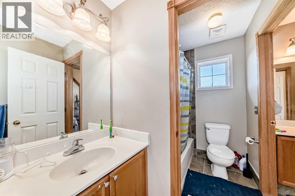 Single Family House for Sale in  Hidden Ranch Hill NW Hidden Valley Calgary 