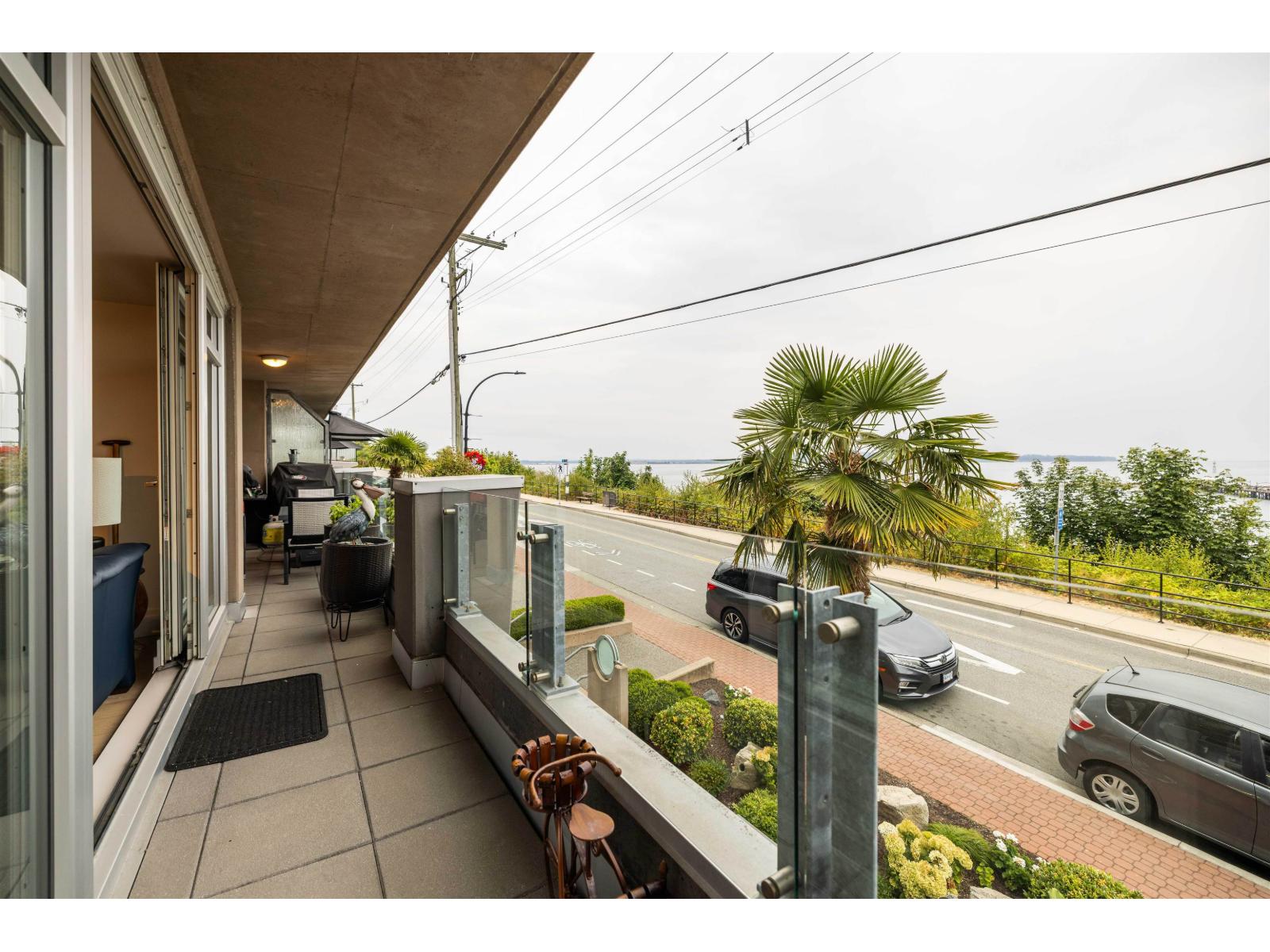 101 15097 MARINE DRIVE, White Rock