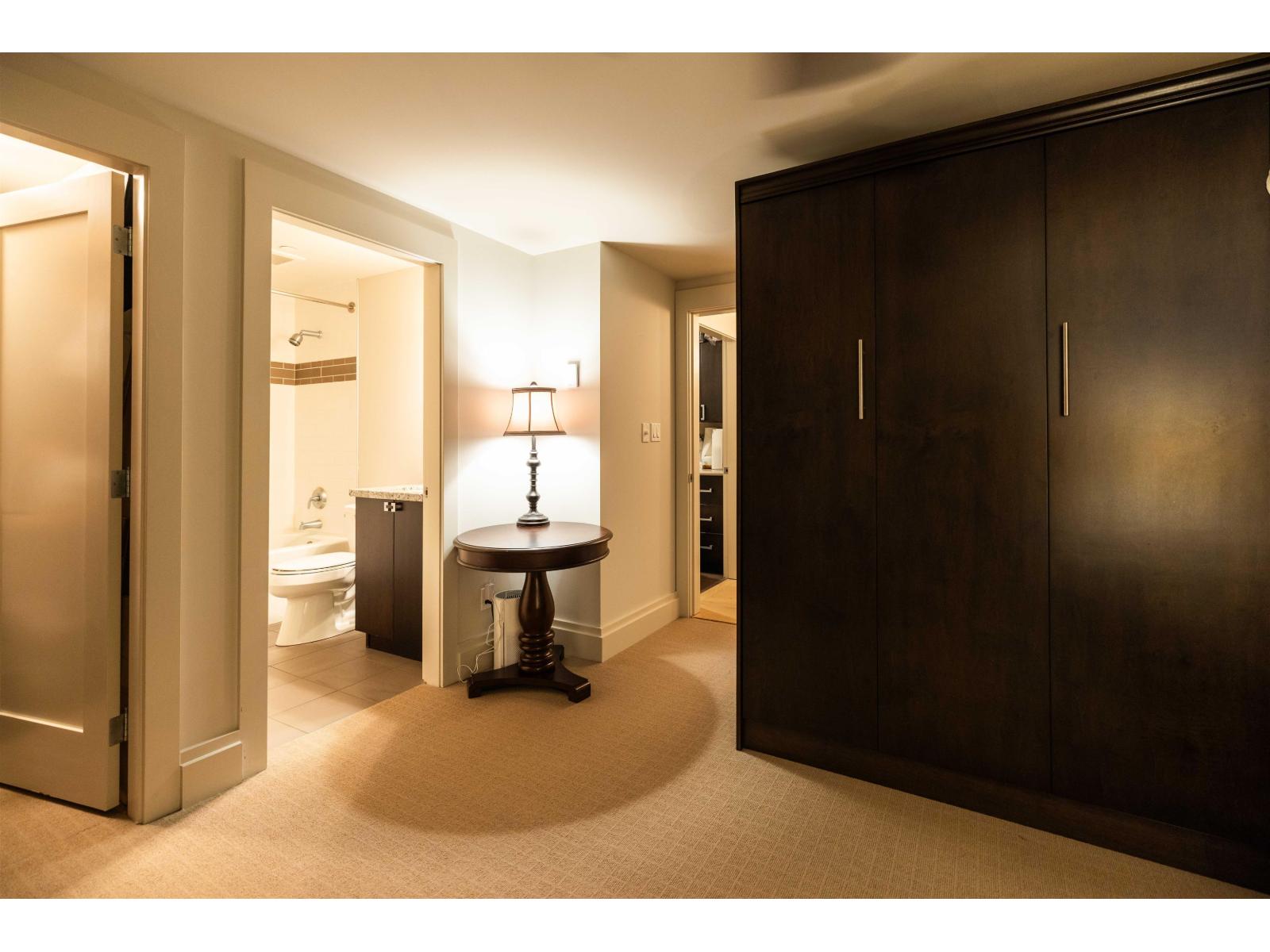 101 15097 MARINE DRIVE, White Rock