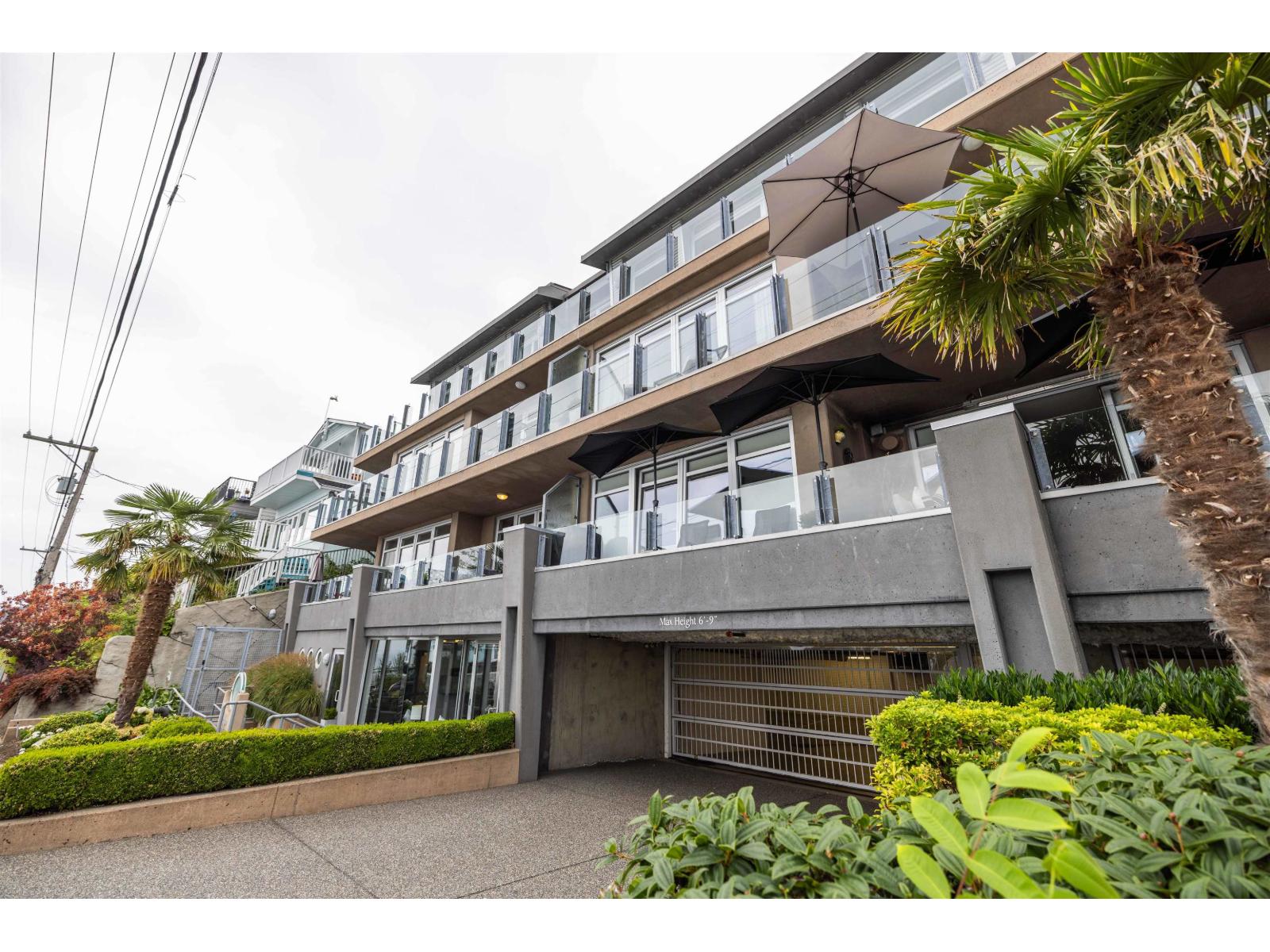 101 15097 MARINE DRIVE, White Rock