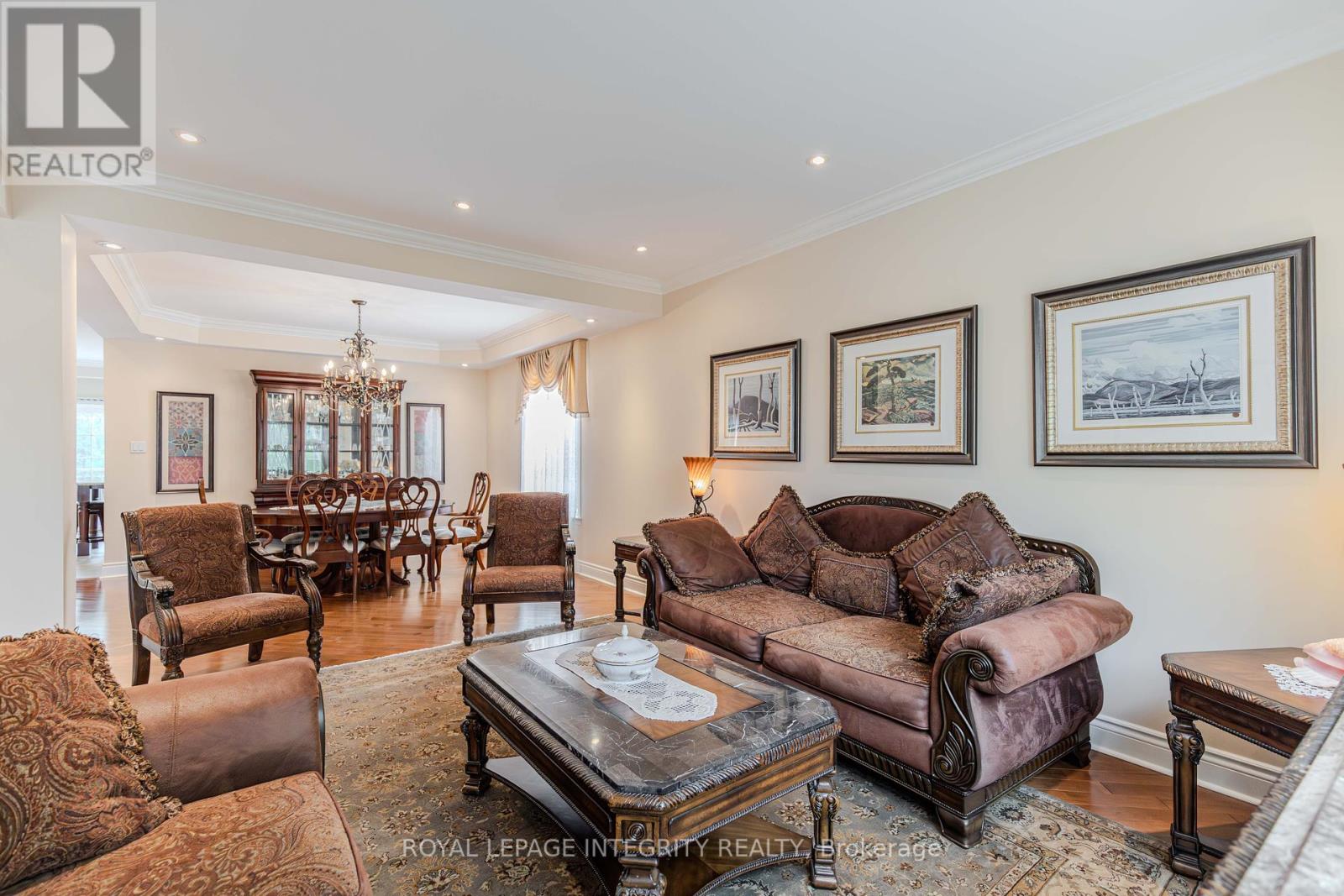 Photo 7 of 313 Eckerson Avenue, Ottawa ON