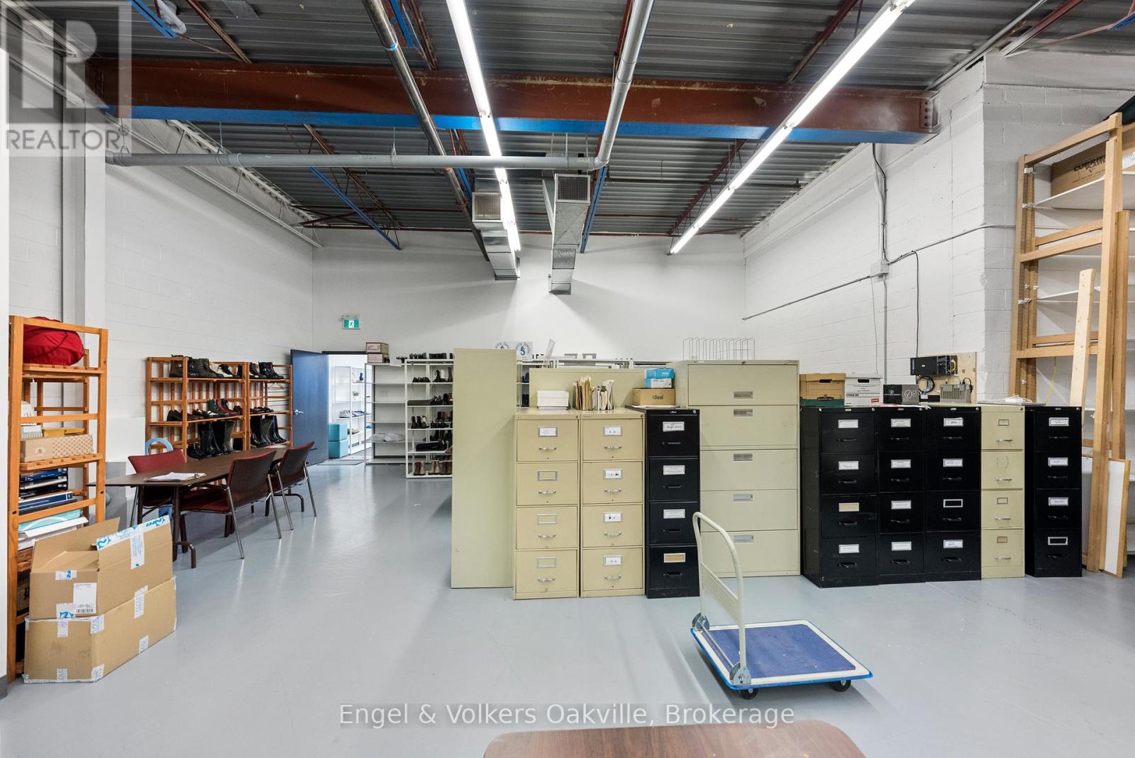 Photo 16 of 8 755 Queensway E, Mississauga ON