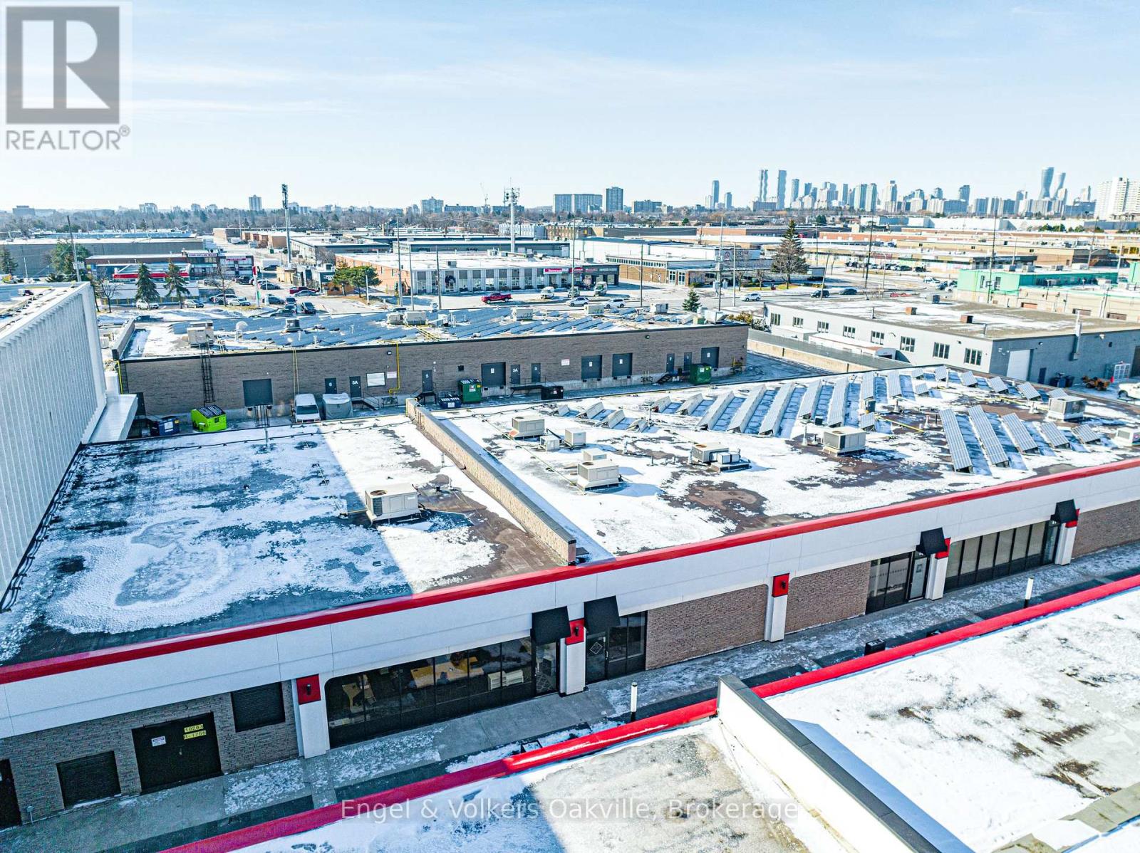 Photo 19 of 8 755 Queensway E, Mississauga ON