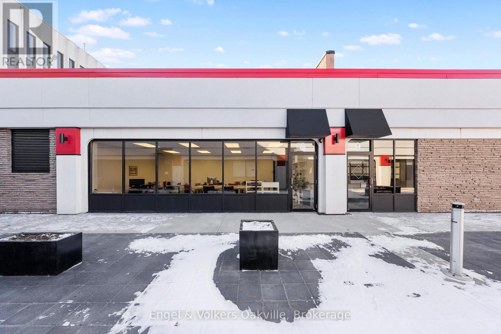 Photo 15 of 8 755 Queensway E, Mississauga ON