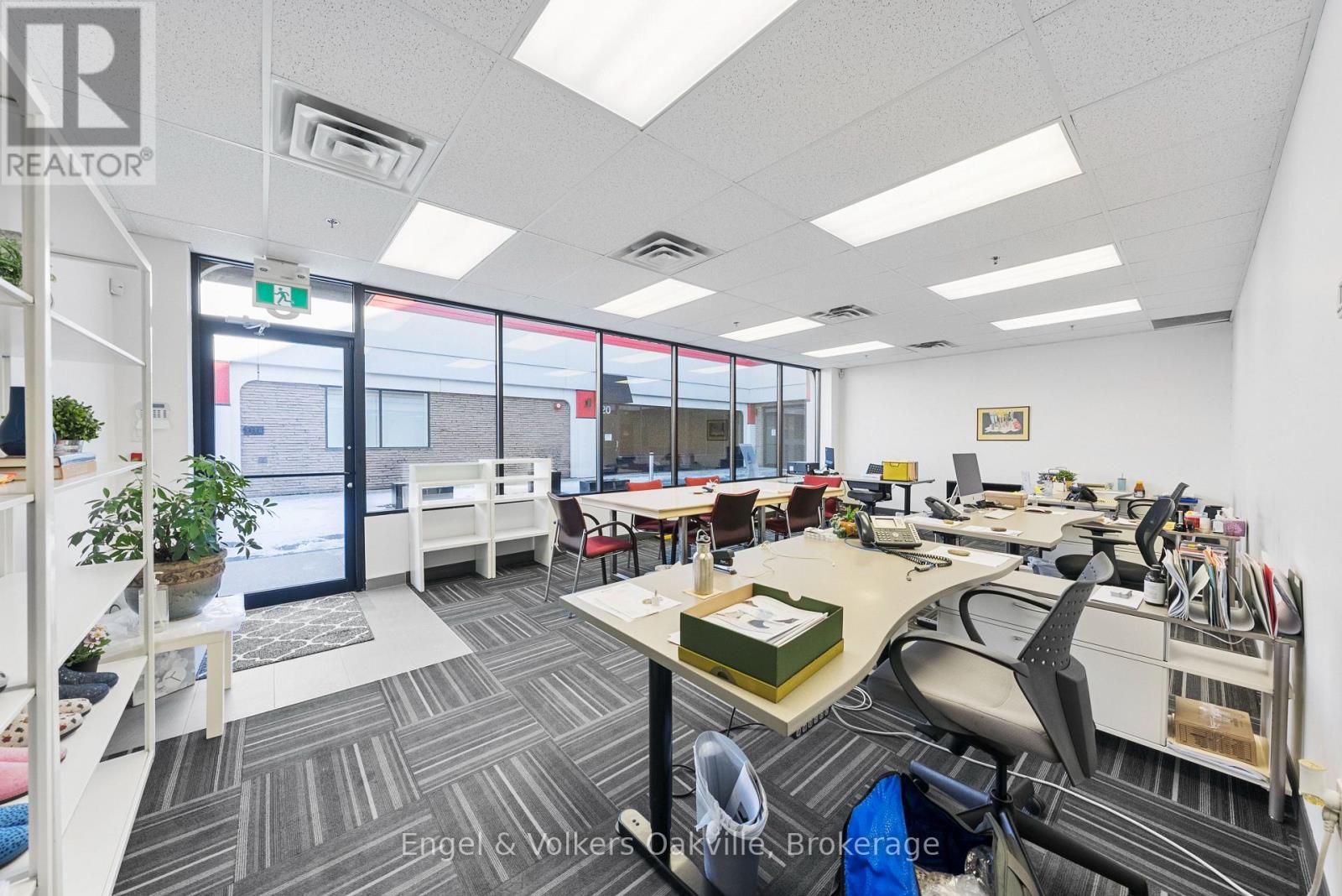 Photo 25 of 8 755 Queensway E, Mississauga ON