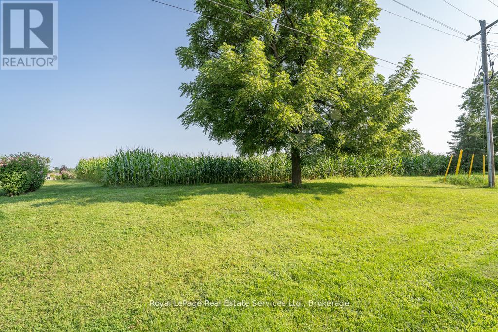 Photo 12 of 361 Robinson Road, Brant ON