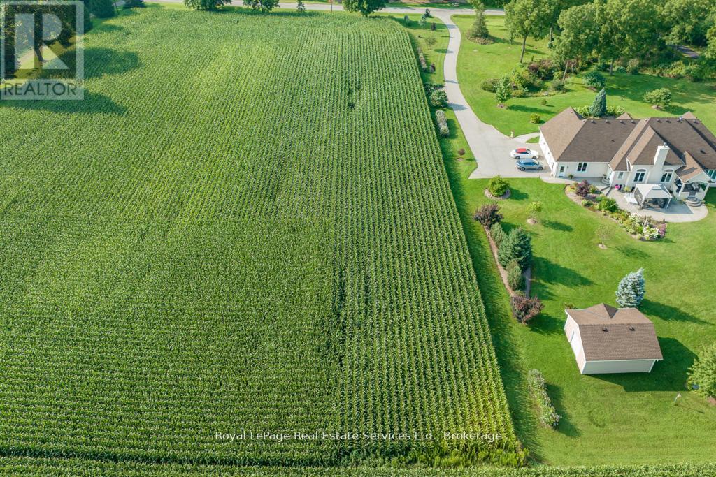 Photo 9 of 361 Robinson Road, Brant ON