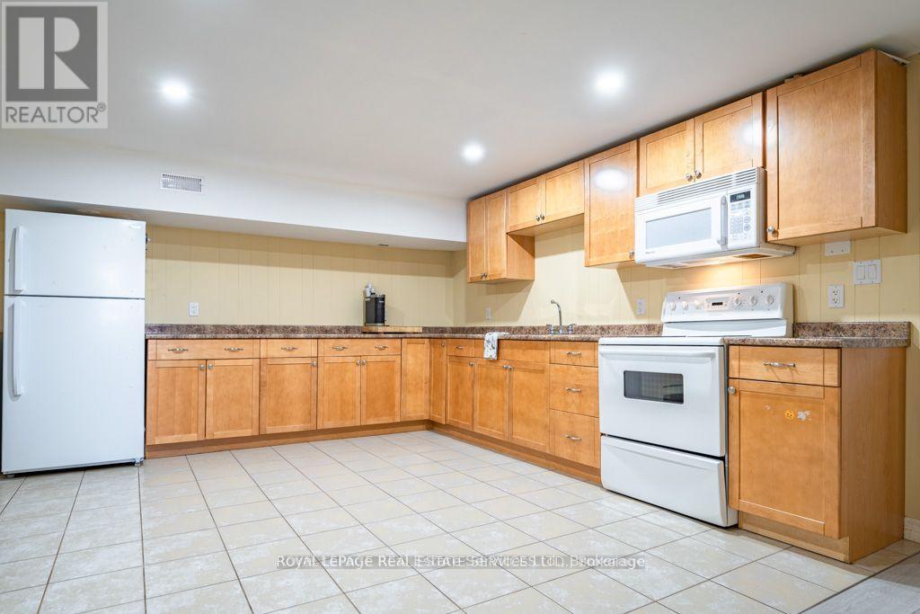 Photo 6 of 9630 Wellington Road 42, Erin ON