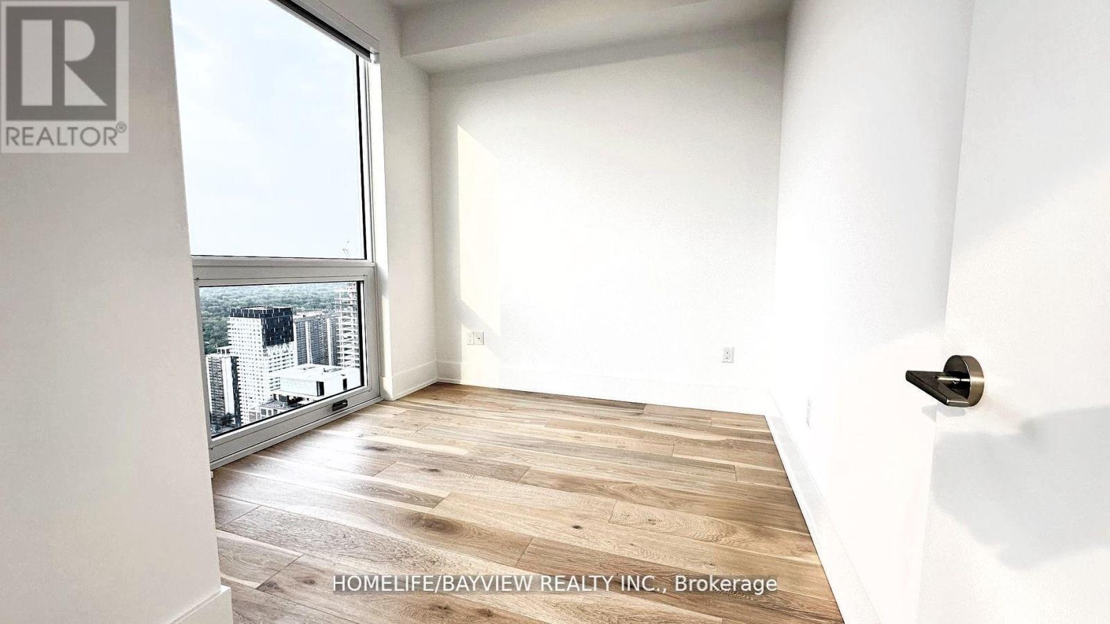Photo 30 of 4308 39 Roehampton Avenue, Toronto ON