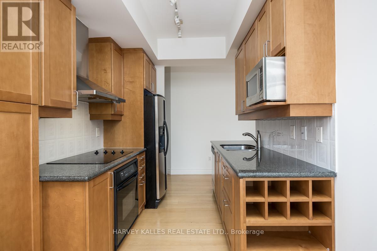 Photo 4 of 302 77 Mcmurrich Street, Toronto ON
