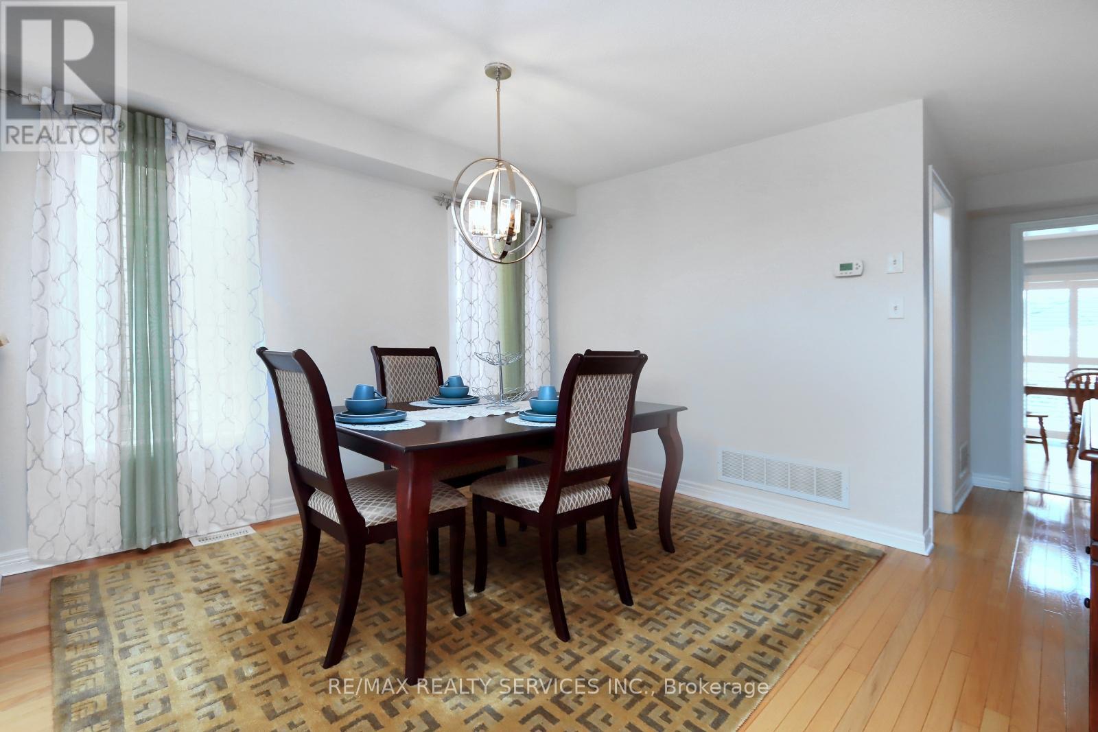 Photo 21 of 28 Hoile Drive, Ajax ON