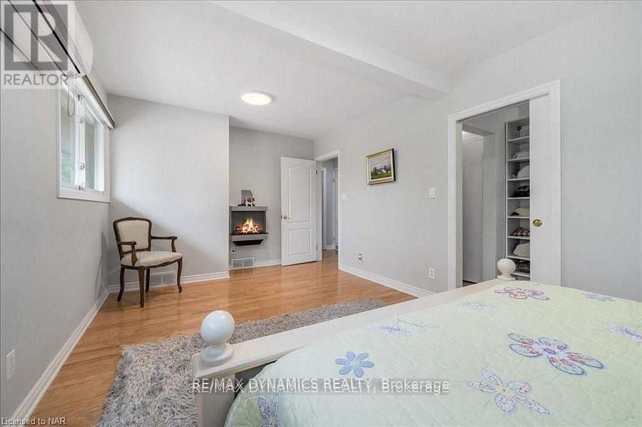 Photo 18 of 15842 Niagara River Parkway E, Niagaraonthelake ON