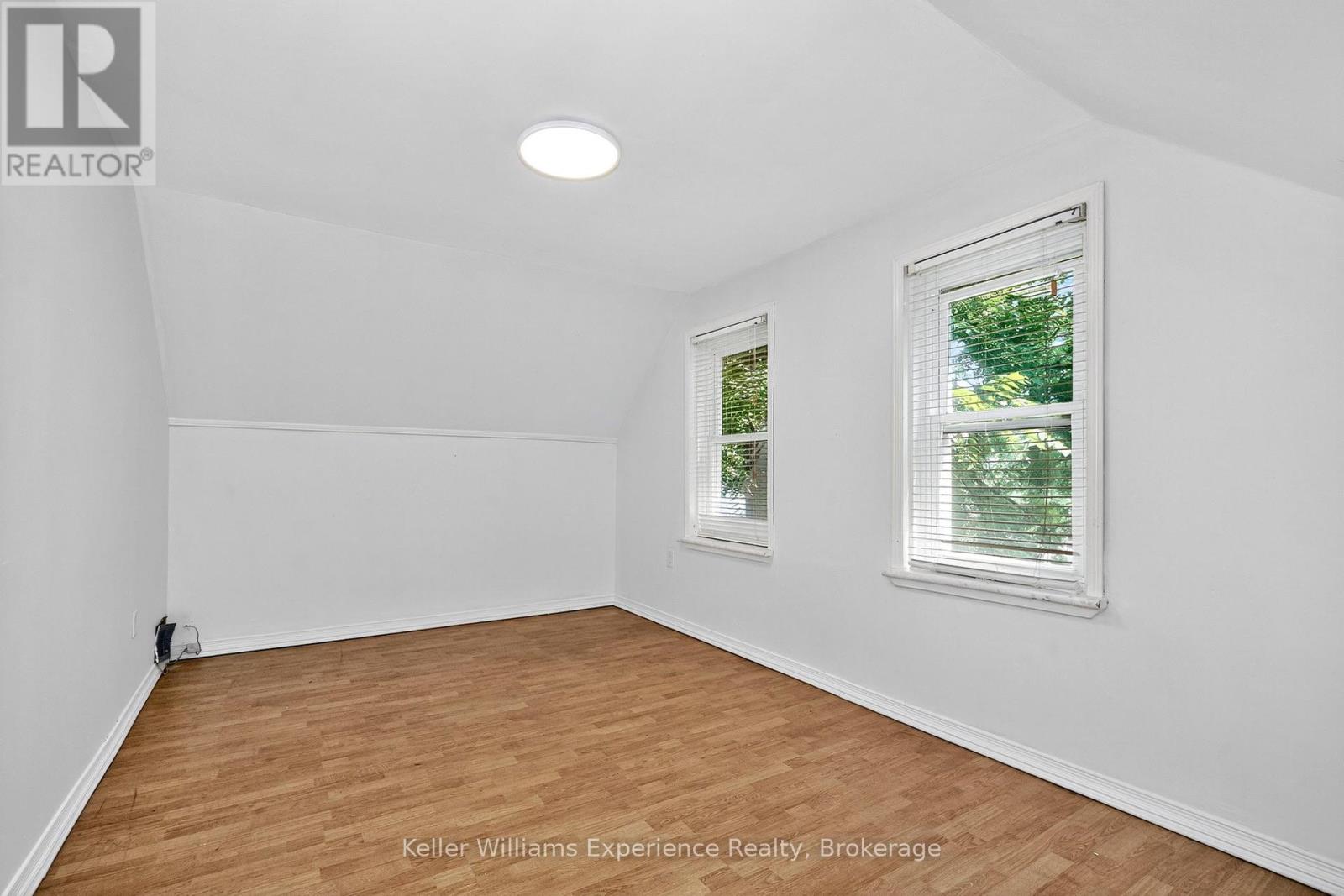 Photo 20 of 361 Third Street, Midland ON