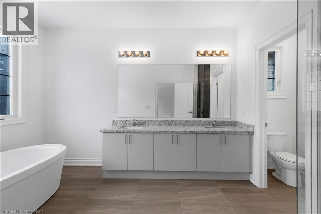 Photo 32 of 59 Cunningham Drive, Bradford West Gwillimbury ON
