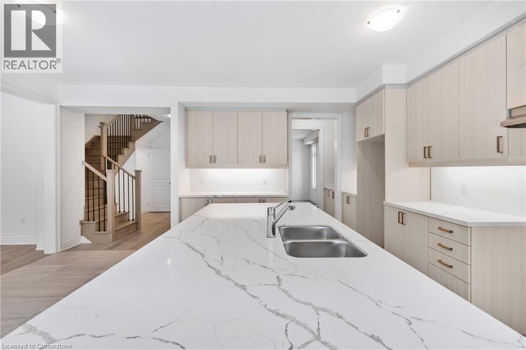 Photo 28 of 59 Cunningham Drive, Bradford West Gwillimbury ON