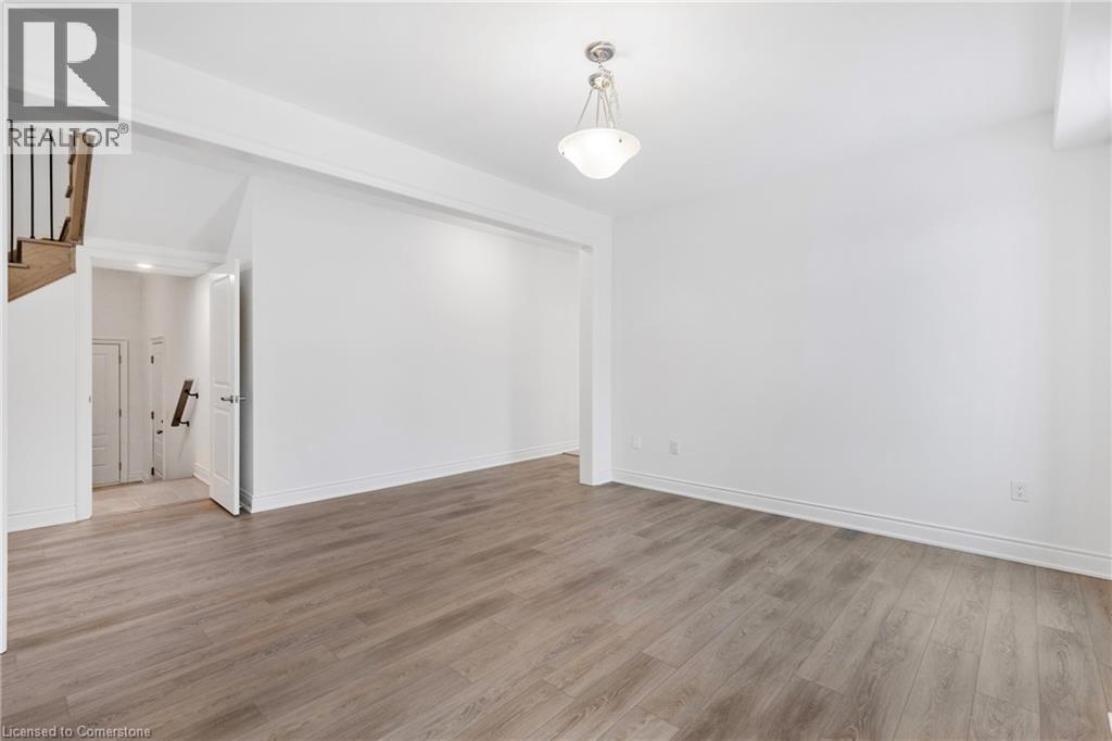 Photo 35 of 59 Cunningham Drive, Bradford West Gwillimbury ON