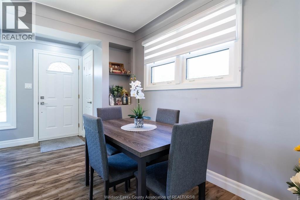Photo 15 of 1006 Buckingham Road, Windsor ON