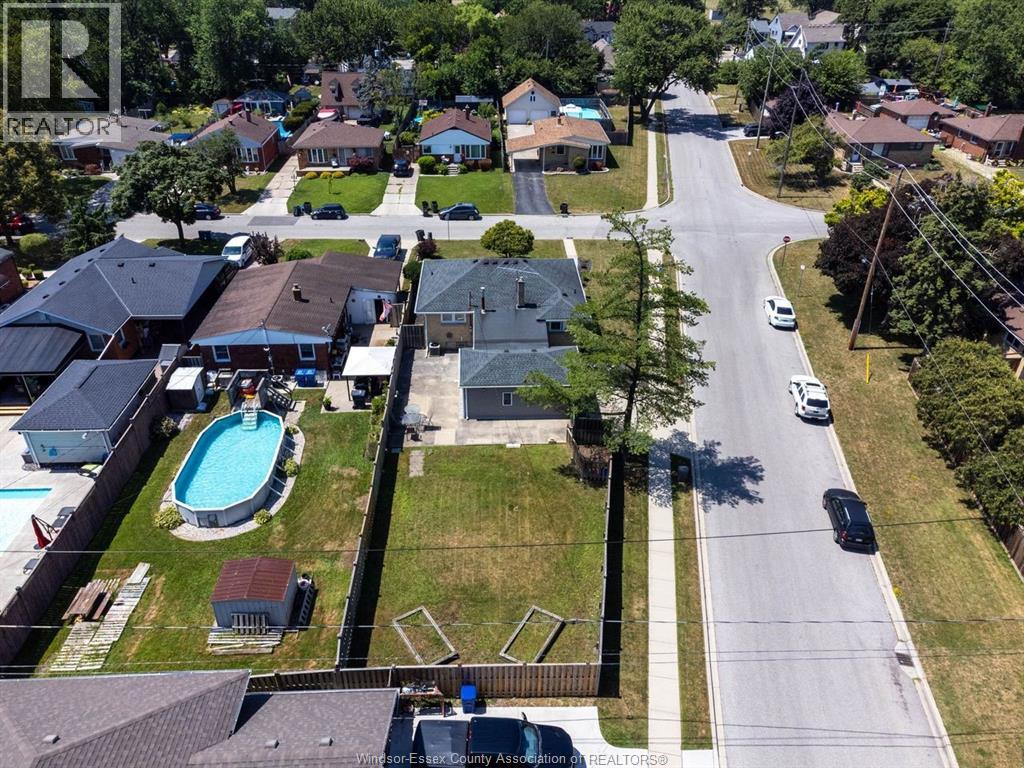 Photo 50 of 1006 Buckingham Road, Windsor ON