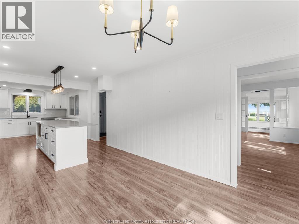 Photo 15 of 13050 Riverside Drive East, Tecumseh ON
