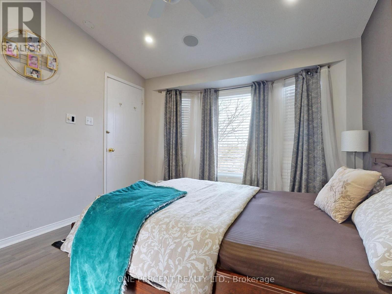 Photo 21 of 56 32 Brandy Lane Way, Newmarket ON