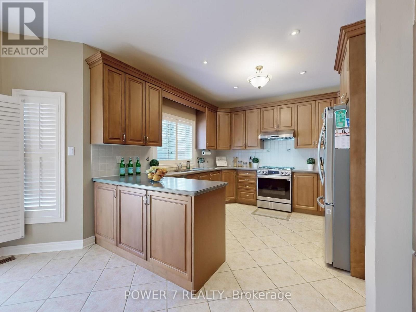 Photo 14 of 123 Macrill Road, Markham ON