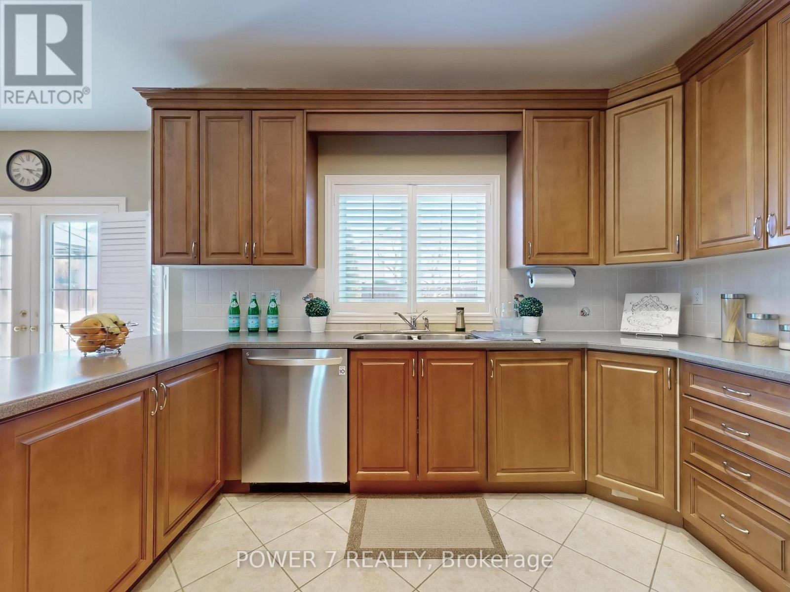 Photo 17 of 123 Macrill Road, Markham ON