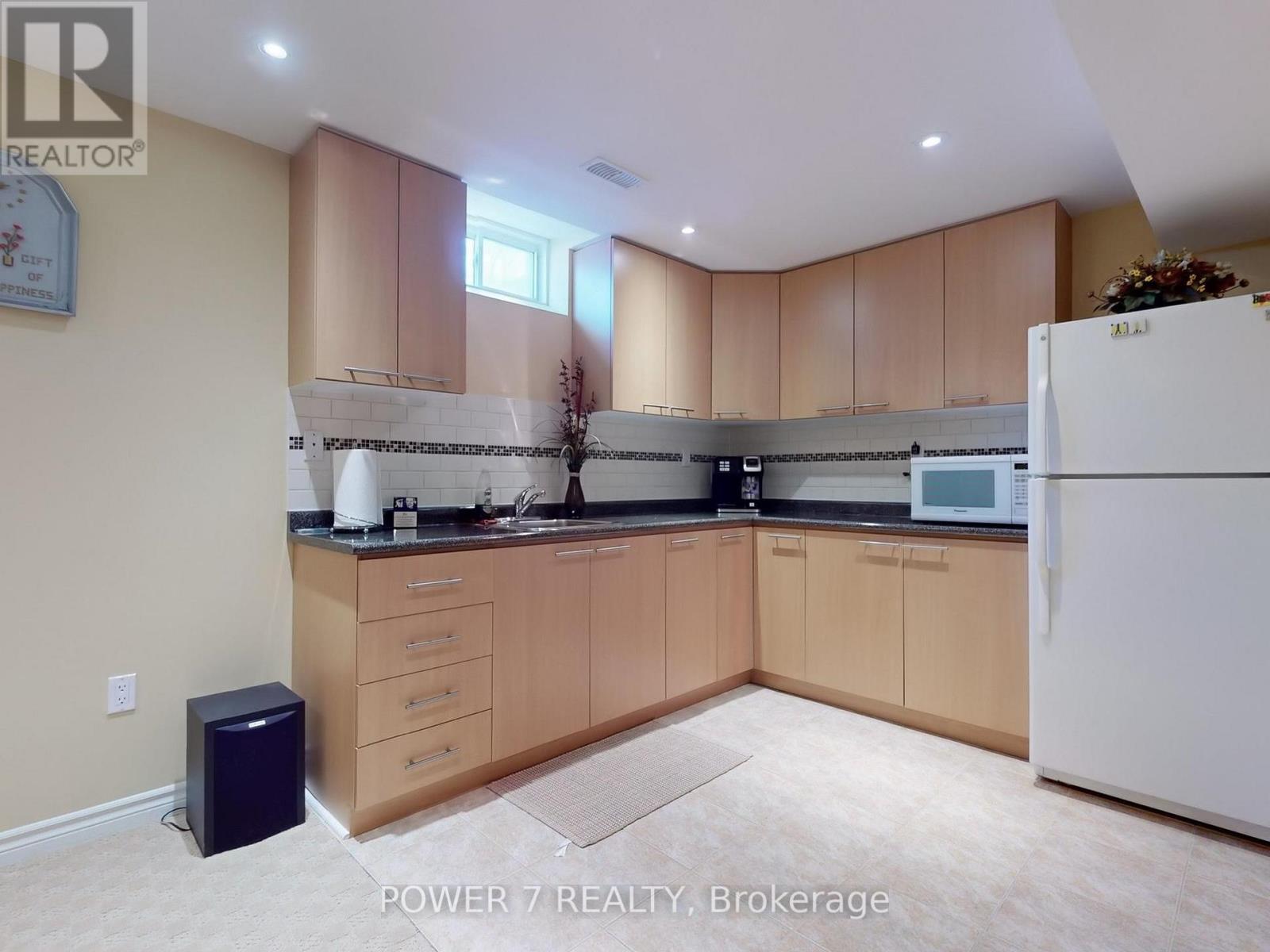 Photo 38 of 123 Macrill Road, Markham ON