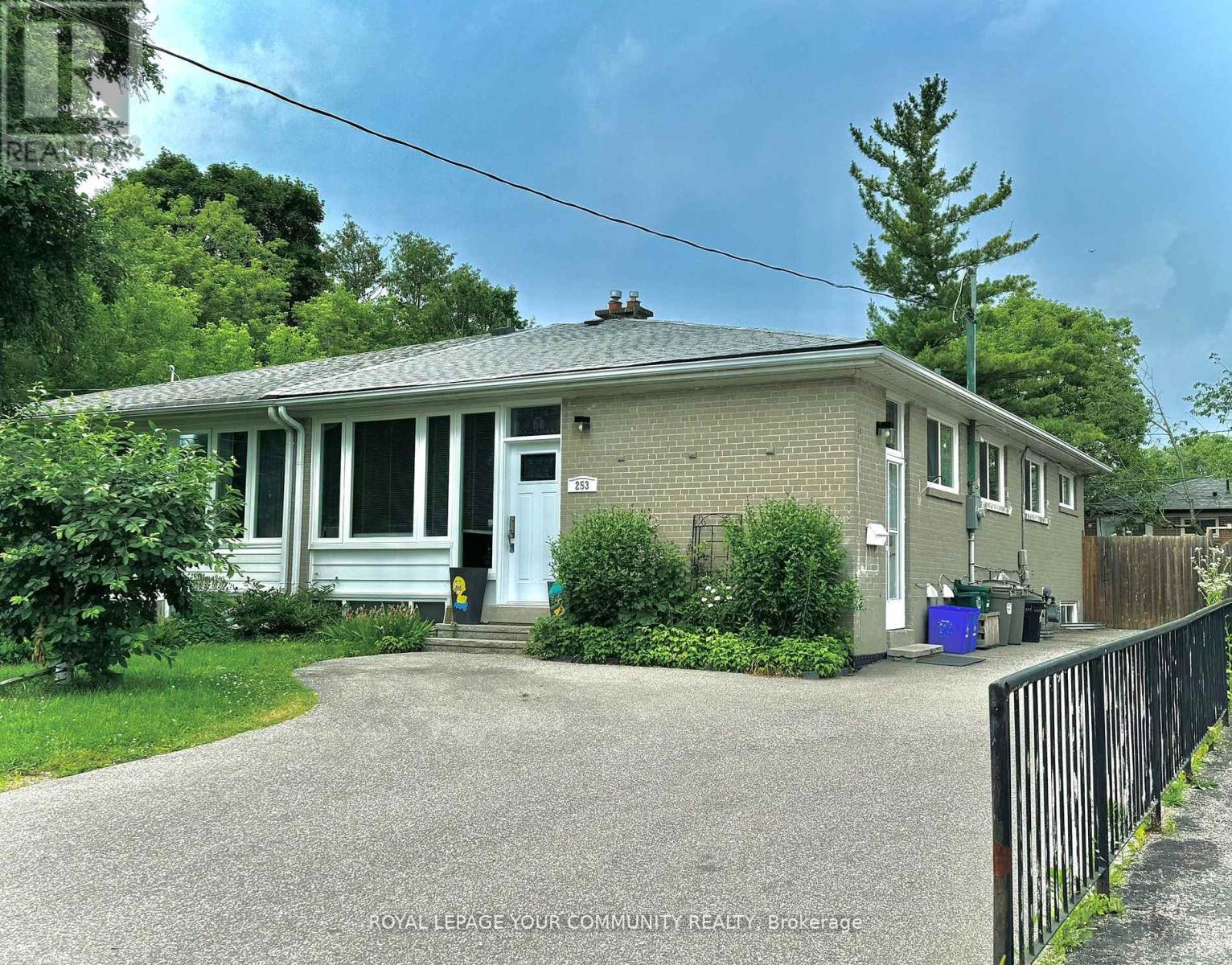 Photo 1 of Basement 2 253 Alsace Road, Richmond Hill ON