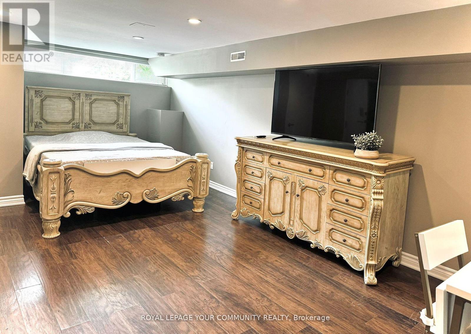 Photo 10 of Basement 2 253 Alsace Road, Richmond Hill ON