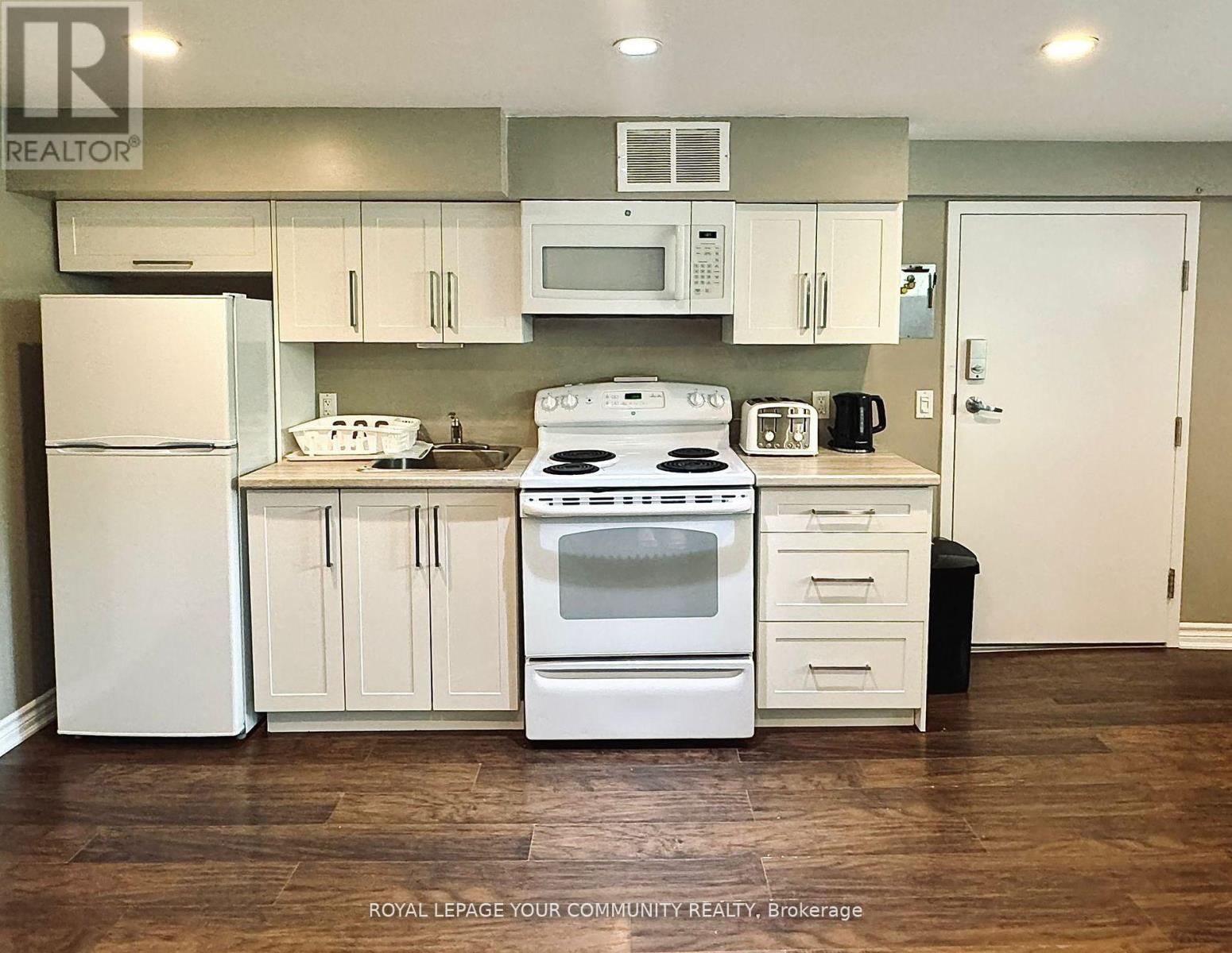 Photo 13 of Basement 2 253 Alsace Road, Richmond Hill ON