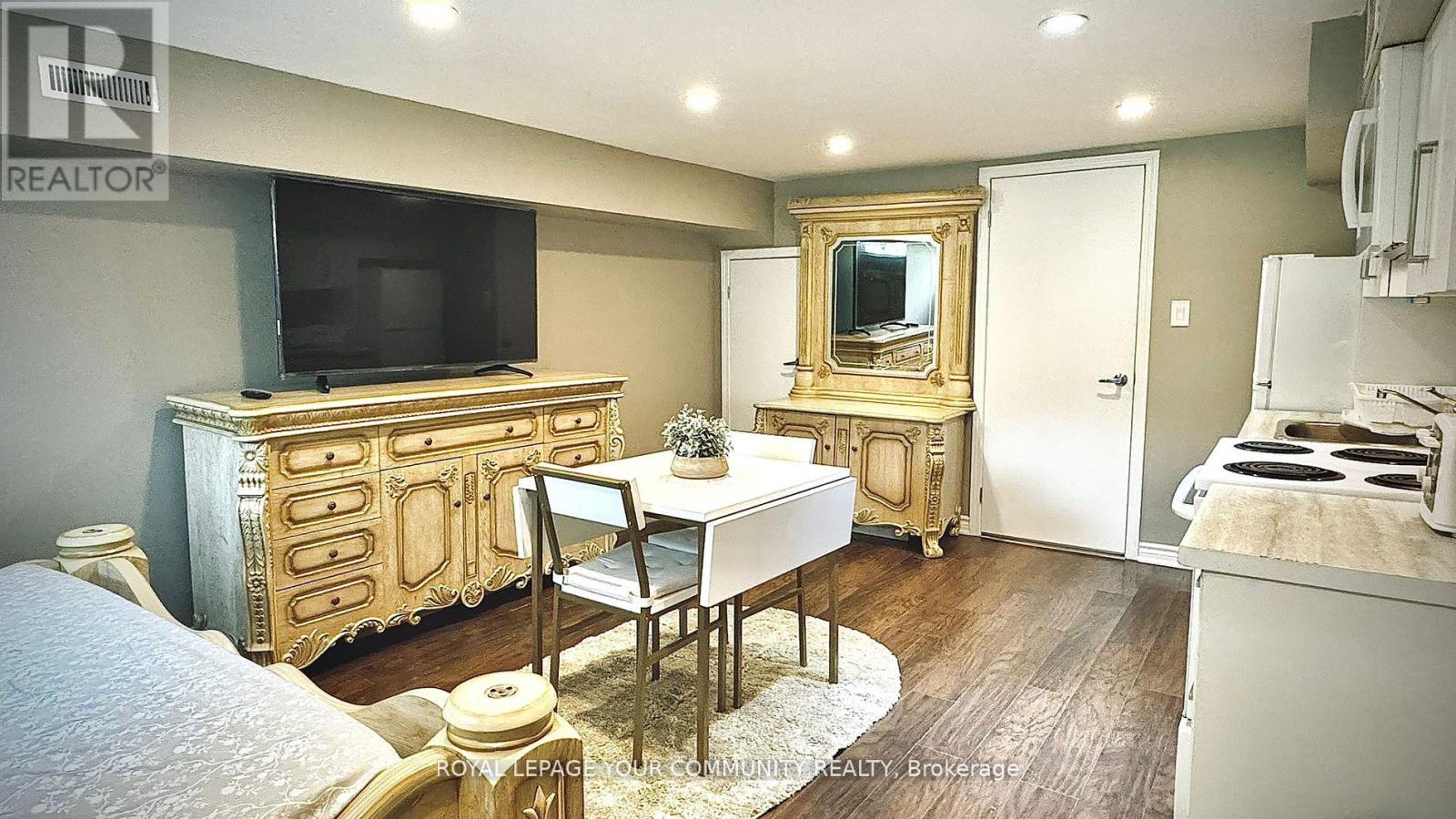 Photo 15 of Basement 2 253 Alsace Road, Richmond Hill ON