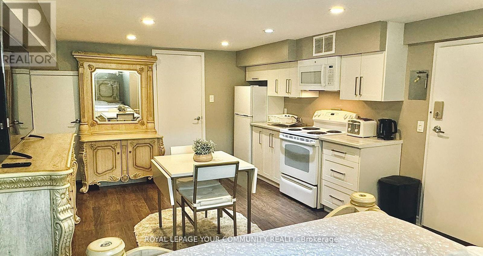 Photo 4 of Basement 2 253 Alsace Road, Richmond Hill ON