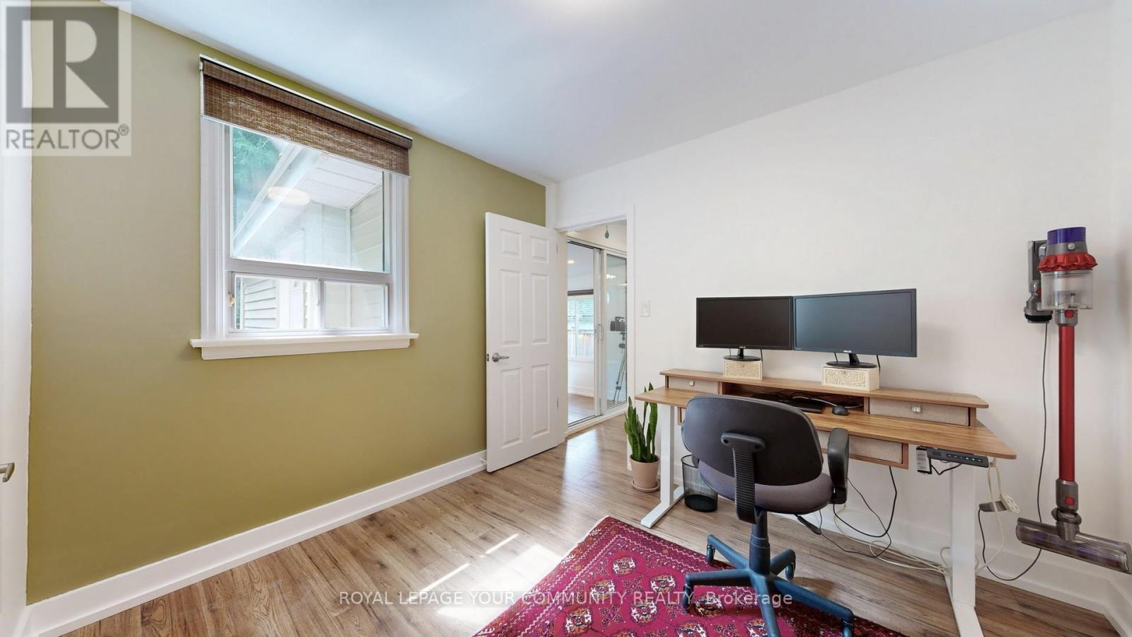 Photo 34 of 44 Reaman Street, Richmond Hill ON