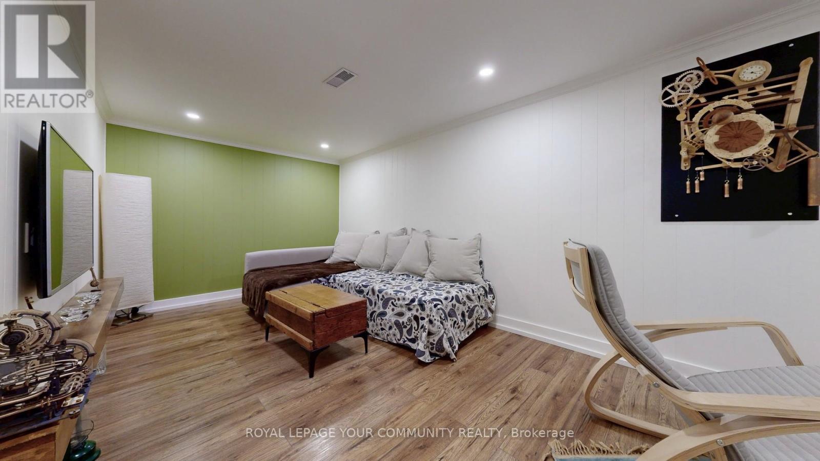 Photo 30 of 44 Reaman Street, Richmond Hill ON