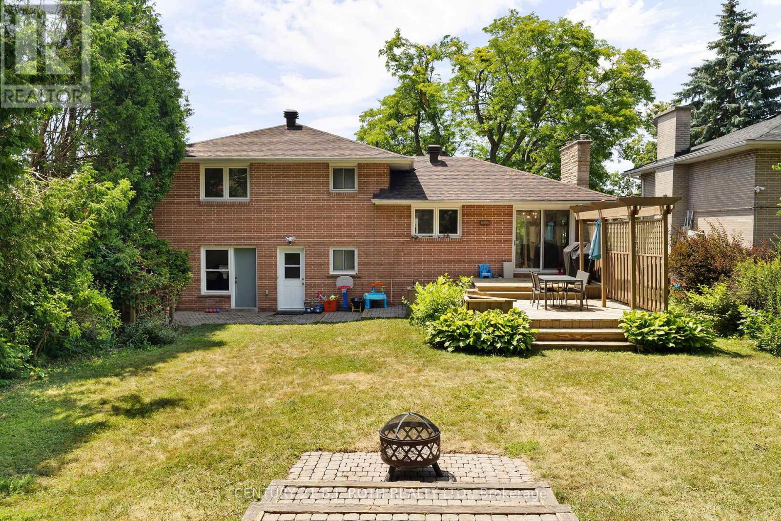 Photo 26 of 410 Codrington Street, Barrie ON